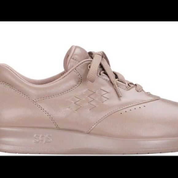 SAS Tan Size 6.5 M “Free Time” Walking Shoe - Picture 1 of 5